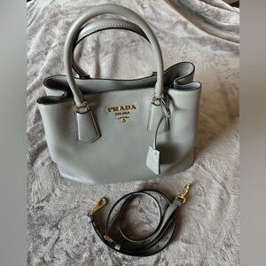 Prada Vitello Daino